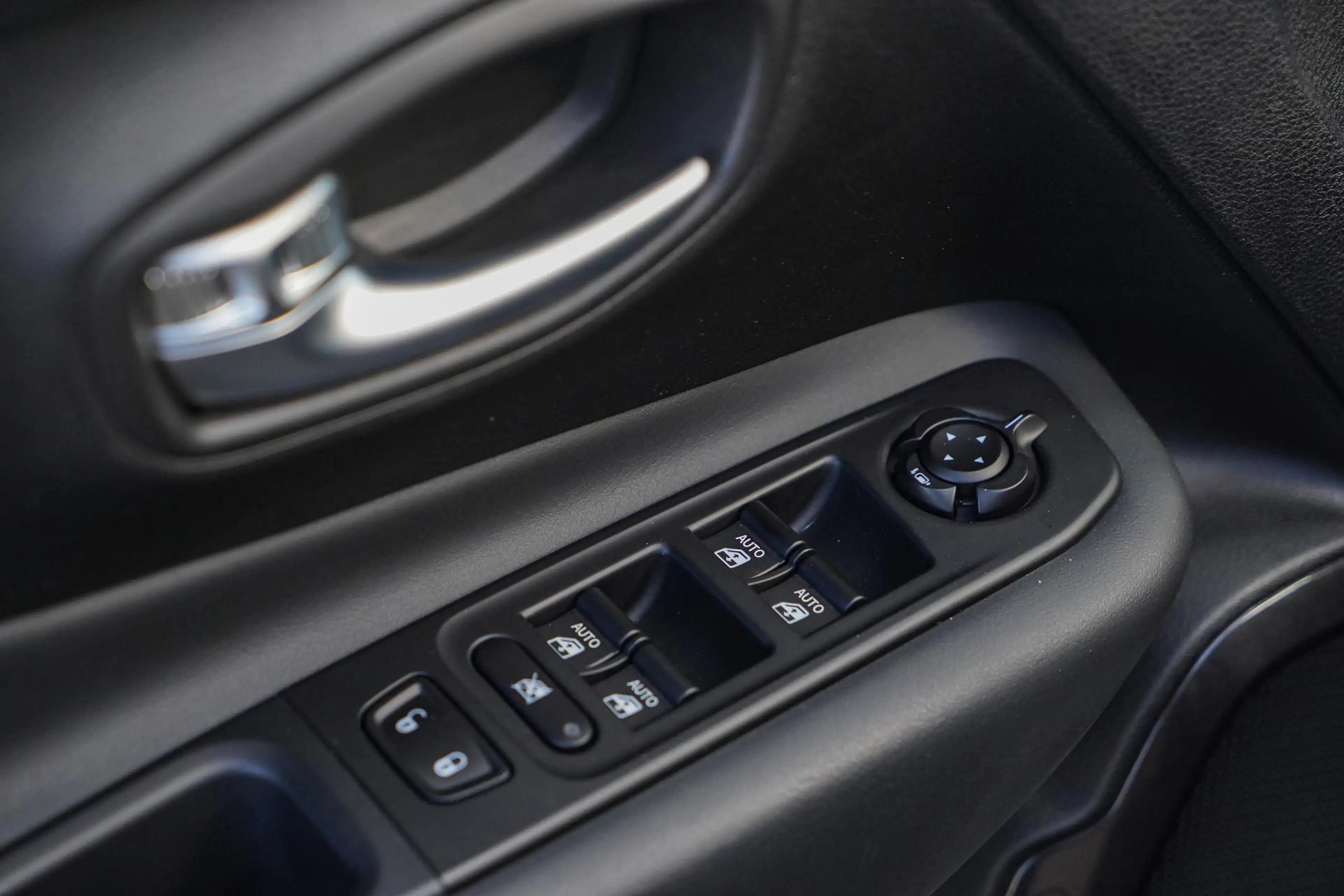 Jeep Renegade 1.5T e-Hybrid S / Nederlandse Auto / Eerste Eigena — photo 14