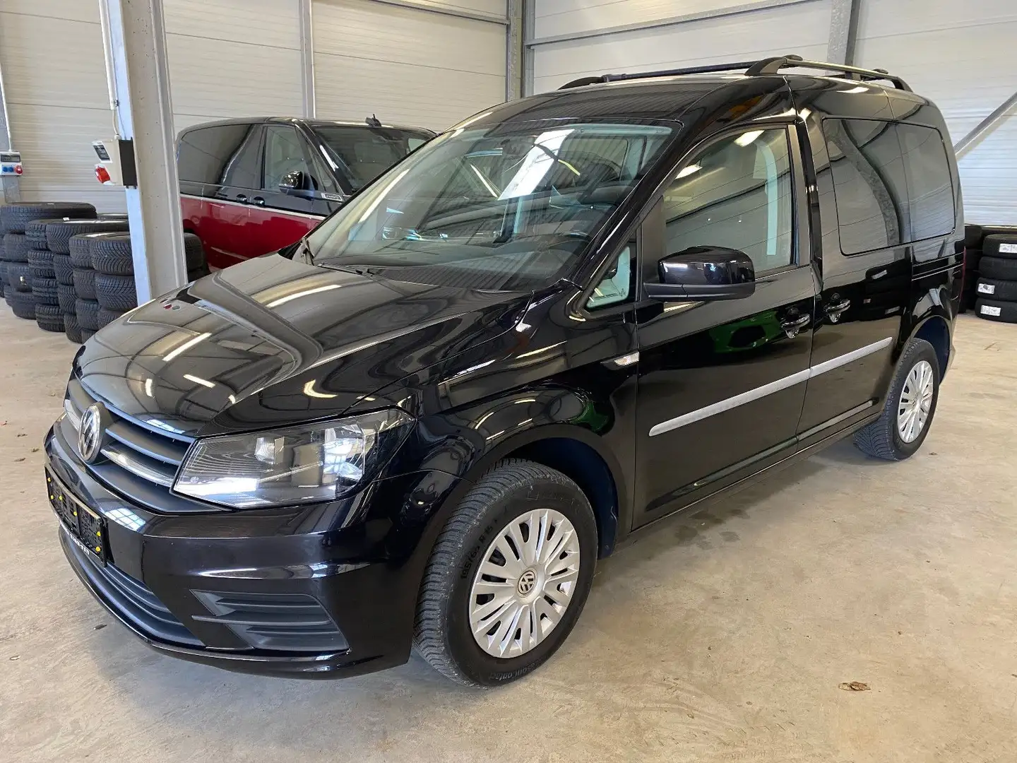 Volkswagen Caddy 2.0 TDI Klimaautomatik PDC SHZ Tempomat Noir - 1