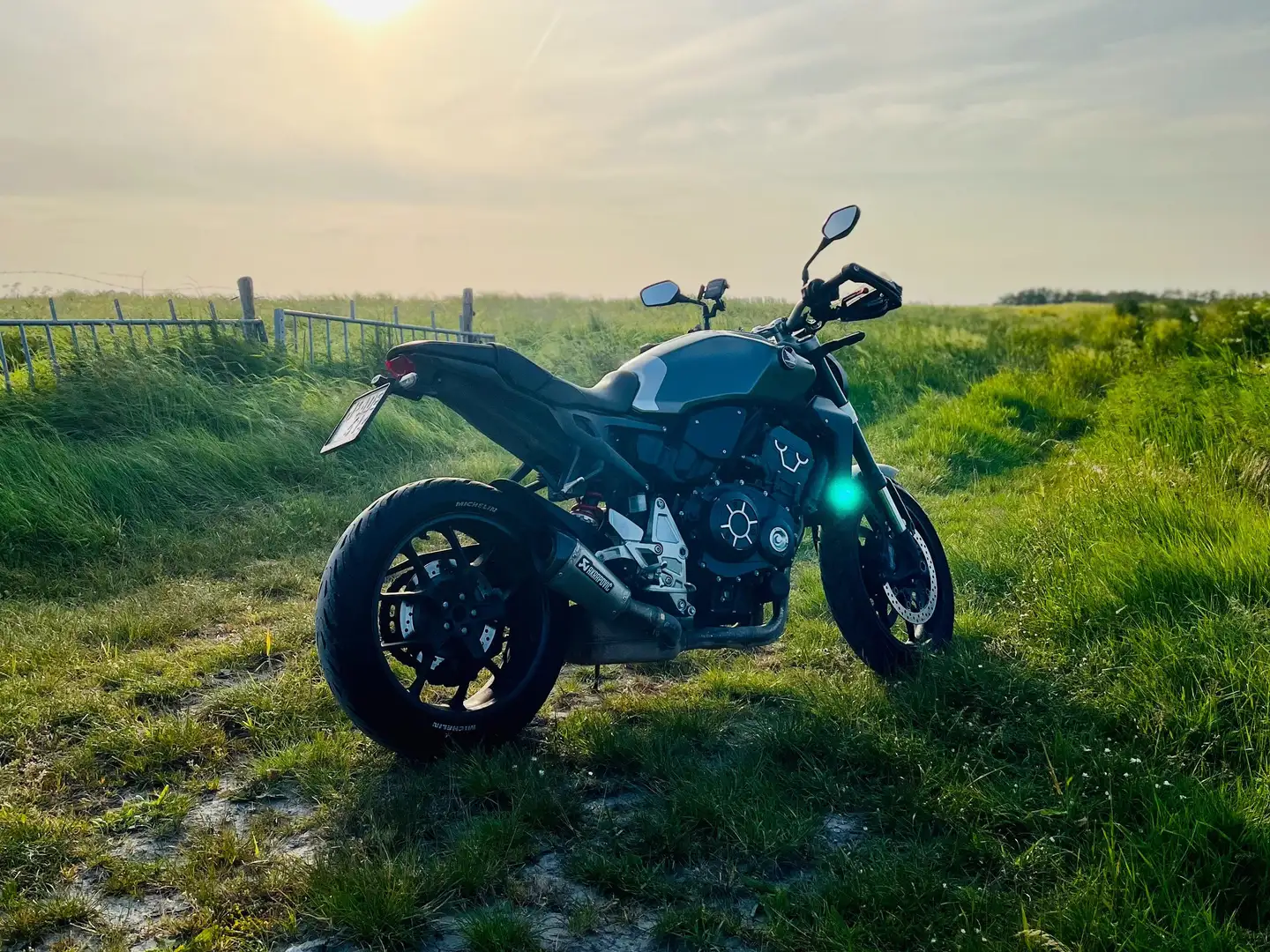 Honda CB 1000 R Gri - 1