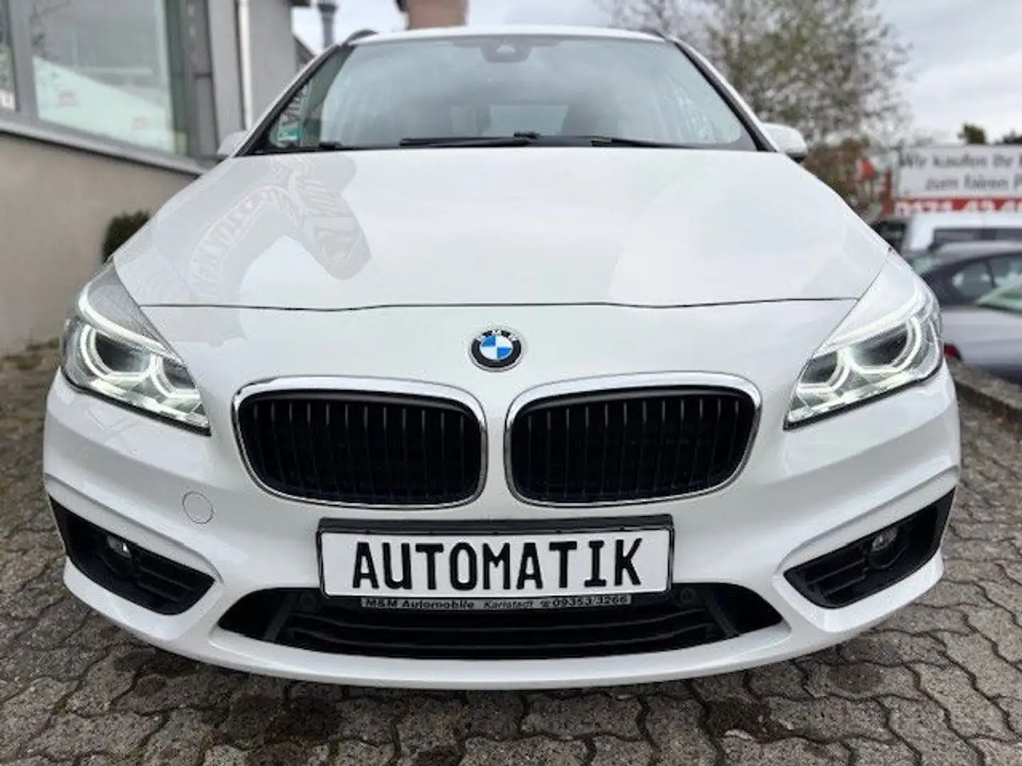 BMW 220 220dA xDrive Active Tourer KAMERA+AHK+HUD+LEDER Blanc - 2