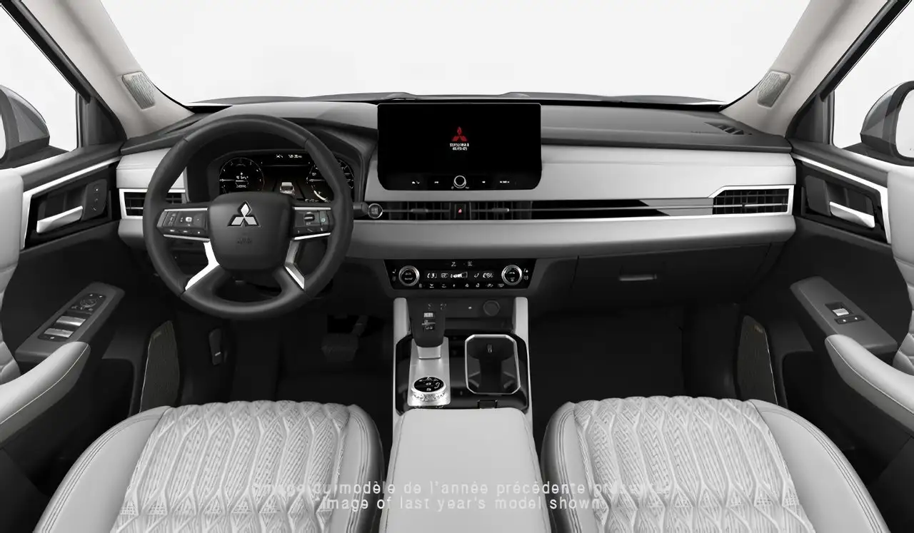 Mitsubishi Outlander снимка Mitsubishi Outlander
