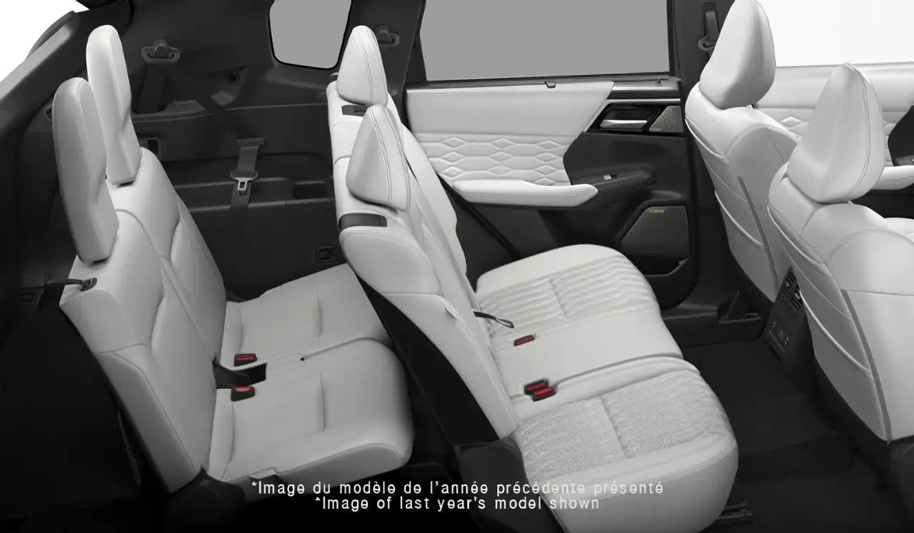 Mitsubishi Outlander снимка Mitsubishi Outlander