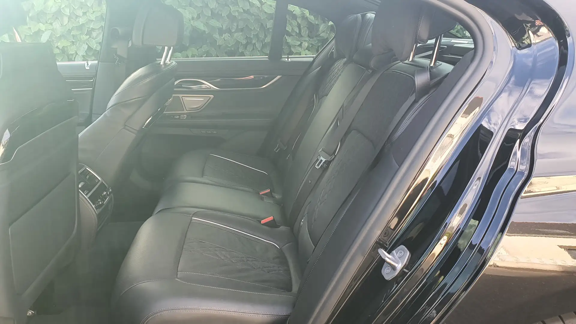 BMW 745 745Le 394 ch BVA8 M Sport Noir - 1