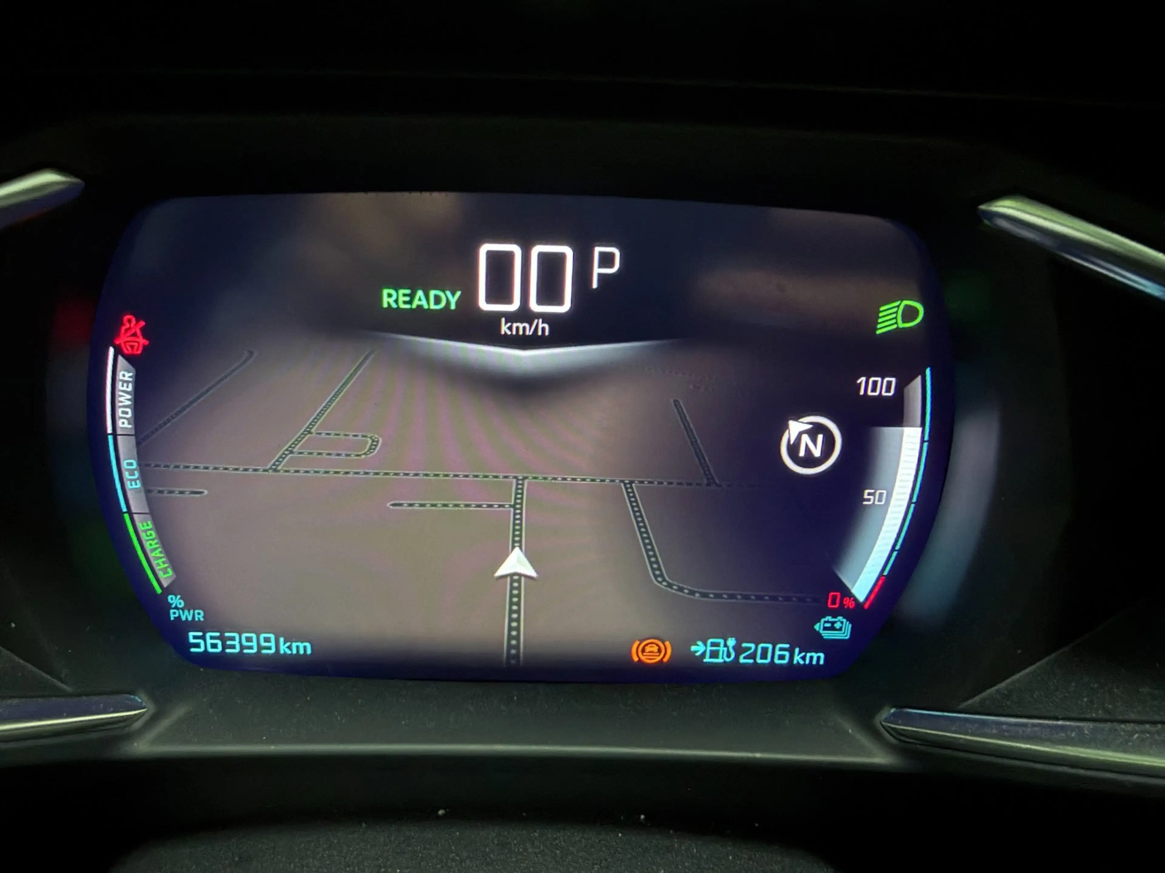 DS Automobiles DS 3 Crossback E-Tense Grand Chic 50 kWh LEDER/NAVI/CAM/DAB/CARPL — photo 19