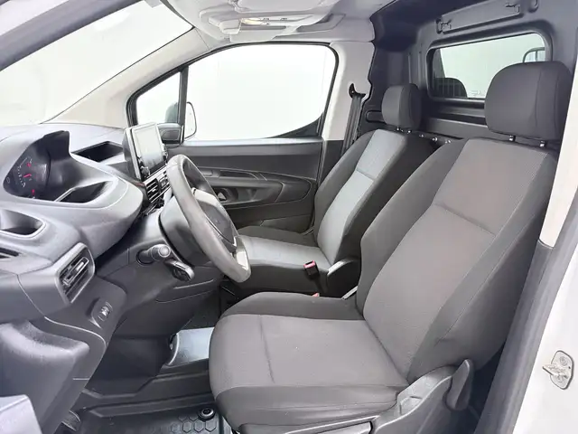 Peugeot Partner view 9