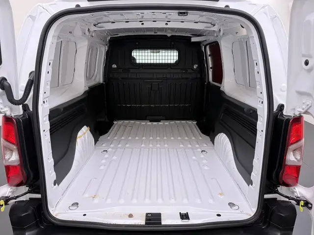 Peugeot Partner view 12