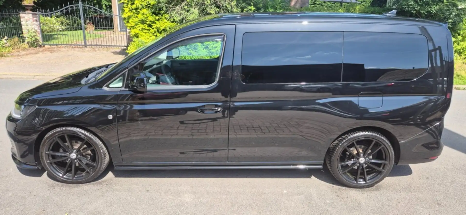 Volkswagen Caddy Cargo Maxi 2.0 TDI*leren bekleding*Lichtmetaal*Tre Zwart - 1