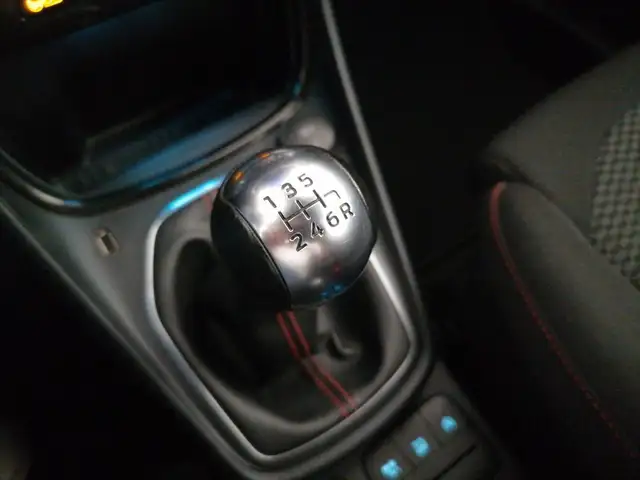 Ford Puma view 13