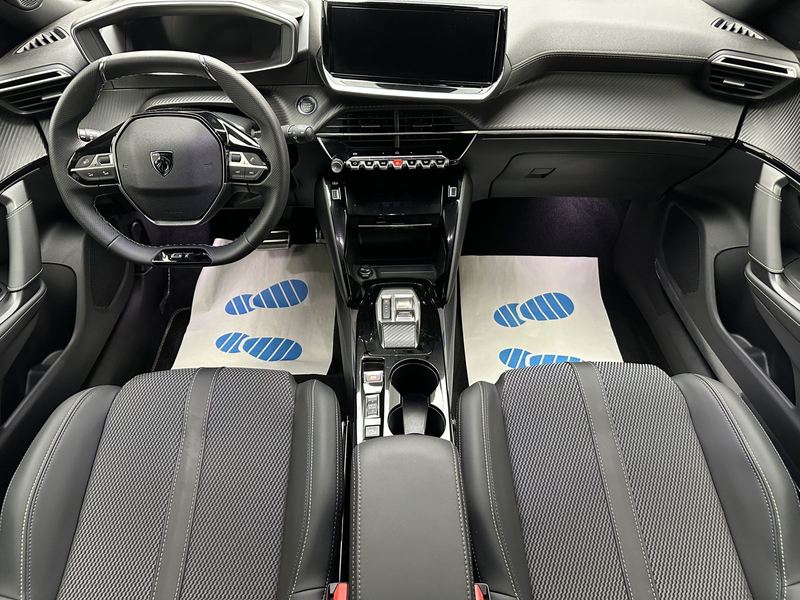 Peugeot 2008 Hybrid 145 GT "1 HAND-NAVI-CAM-MULTI-ALU" — photo 12
