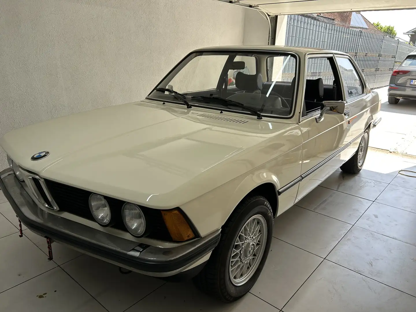 BMW 320 320/6 Wit - 2