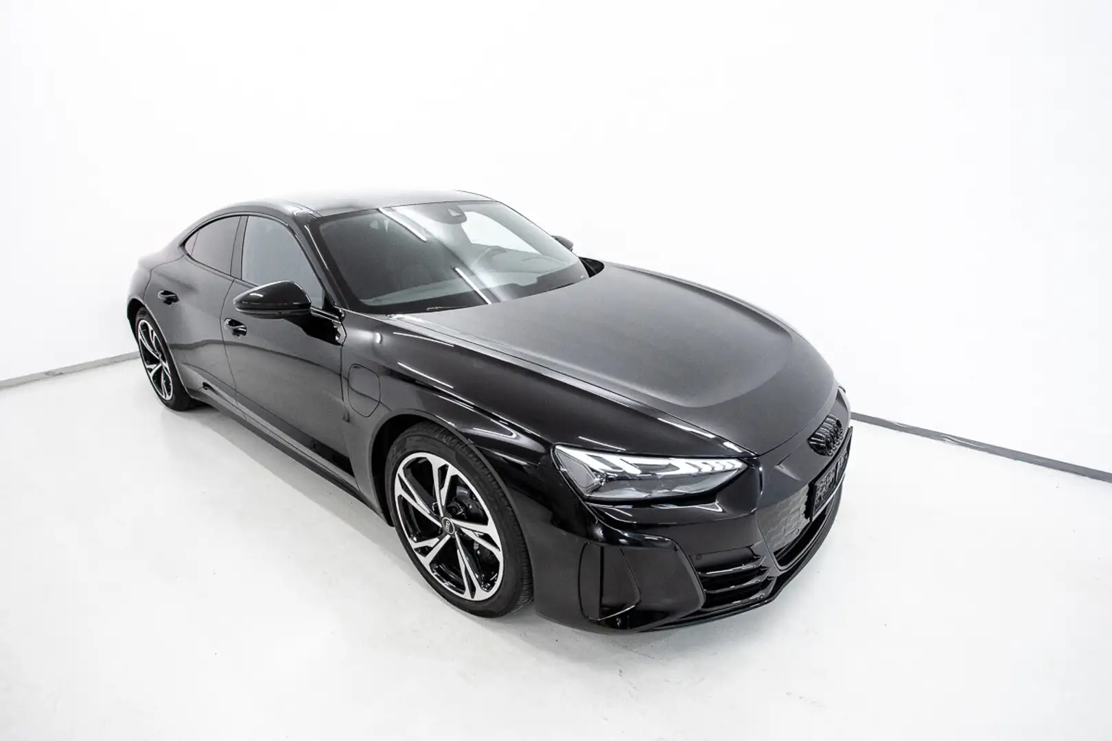Audi e-tron GT 93,4kWh quattro | SKY | Magnetic Ride Schwarz - 2