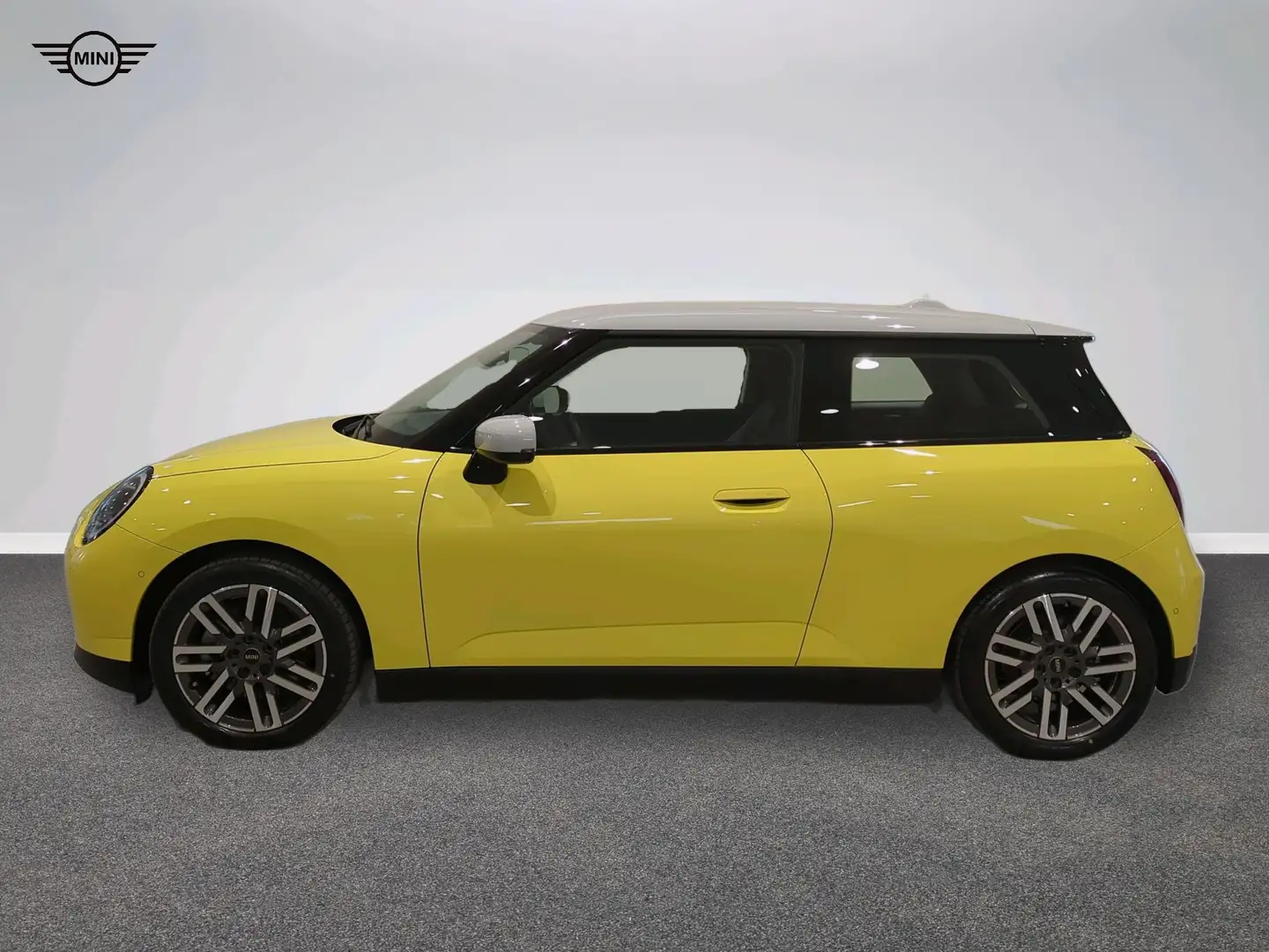 MINI Cooper E Classic Giallo - 2