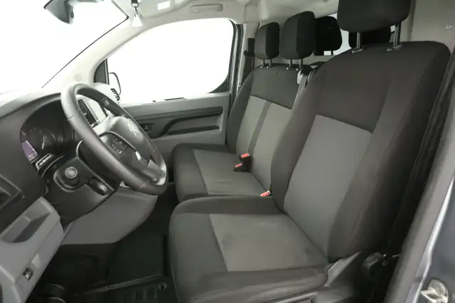 Opel Vivaro view 9