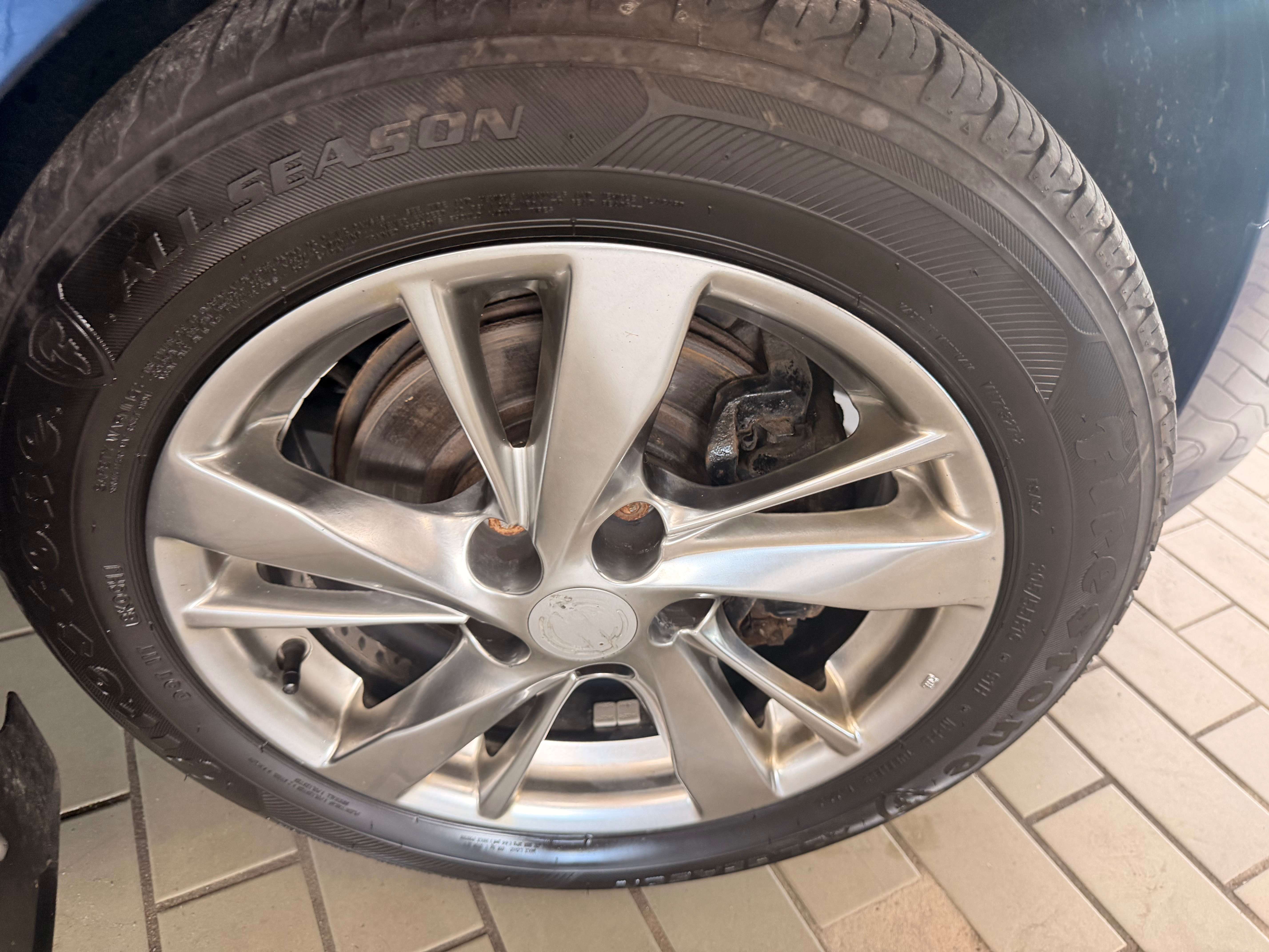 2018 Nissan Leaf S - Image 9