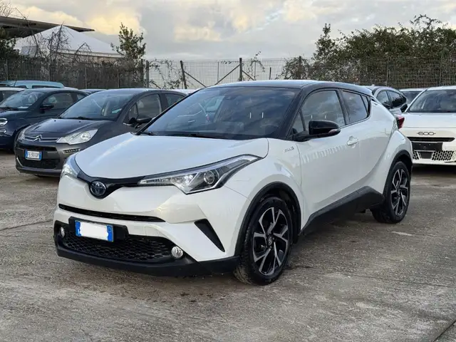2018 Toyota C-HR in White for sale