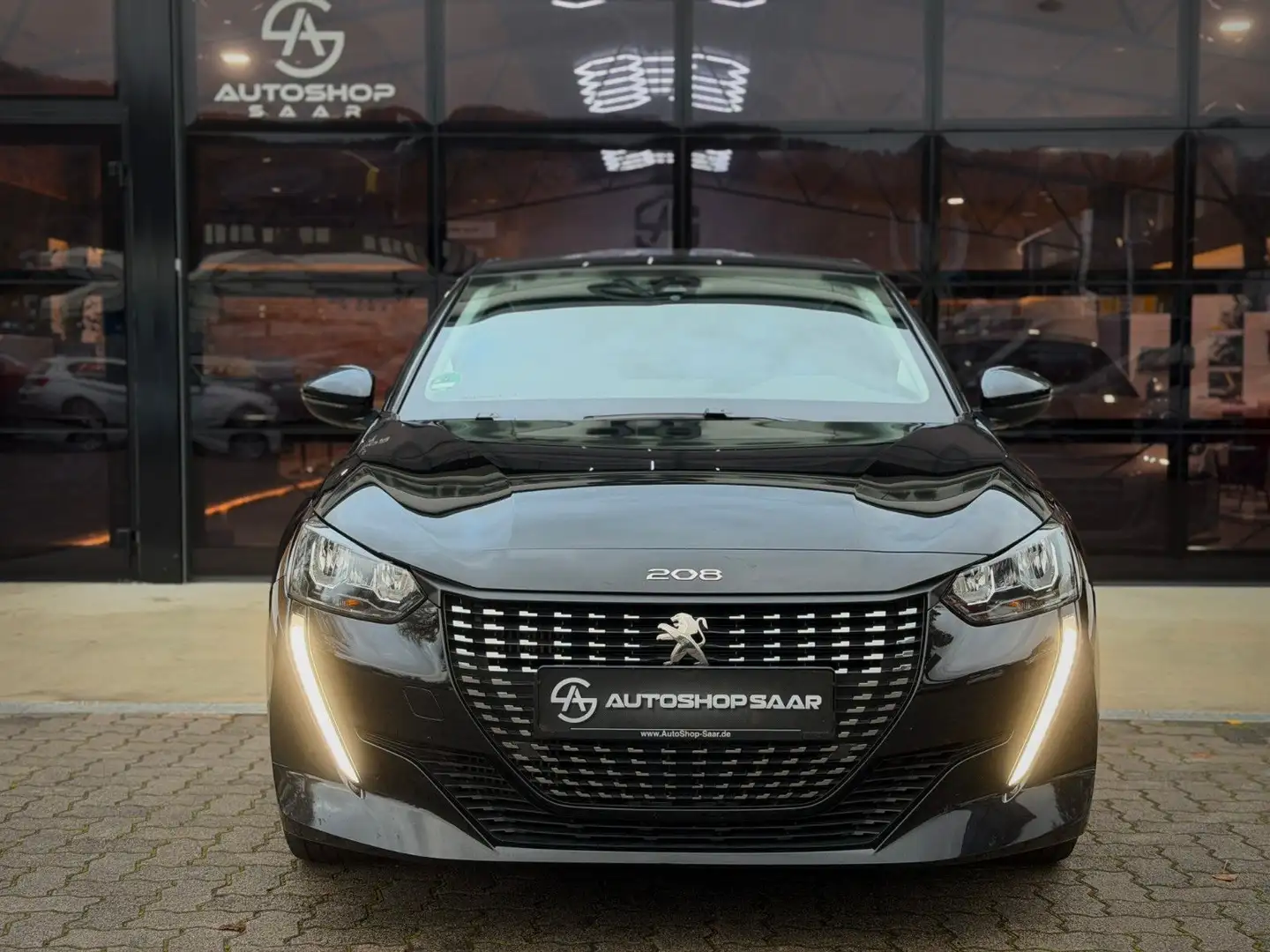 Peugeot 208 Active Pack 1-Hand/NAVI/PDC Noir - 2