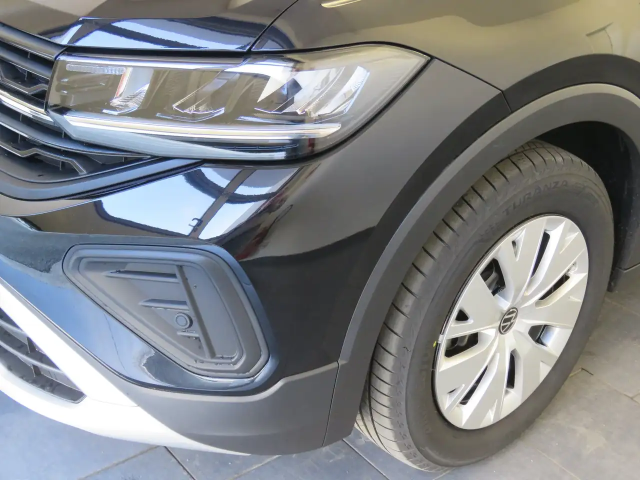 Volkswagen T-Cross 4Me TSI 2