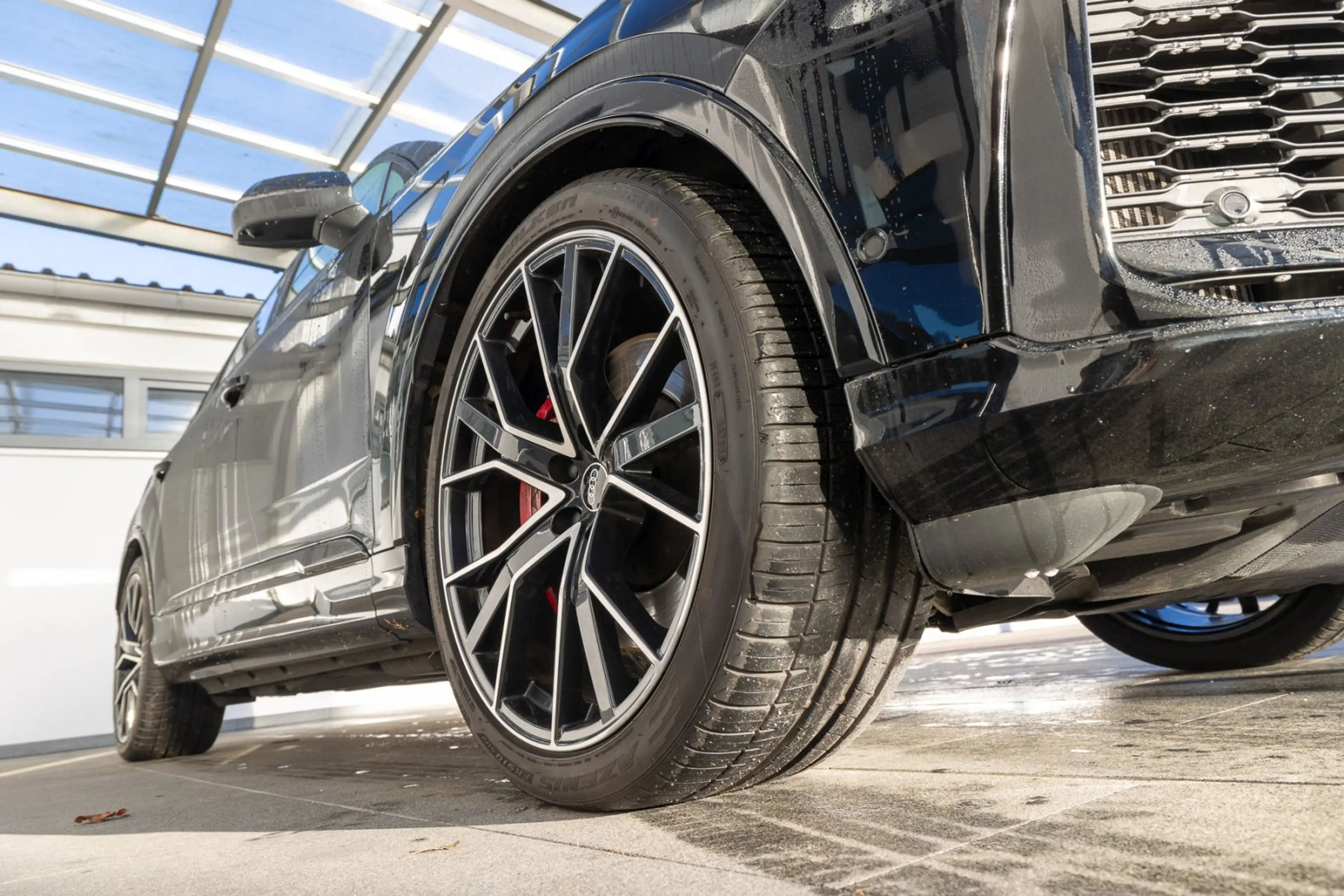 Audi SQ7 competition plus 4.0 TFSI S tr. (7 Sitzer,AHK, — photo 5