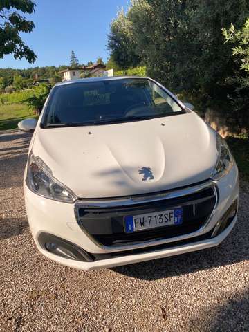 Imagine Peugeot 208 Autocarro per trasporto di cose - uso proprio