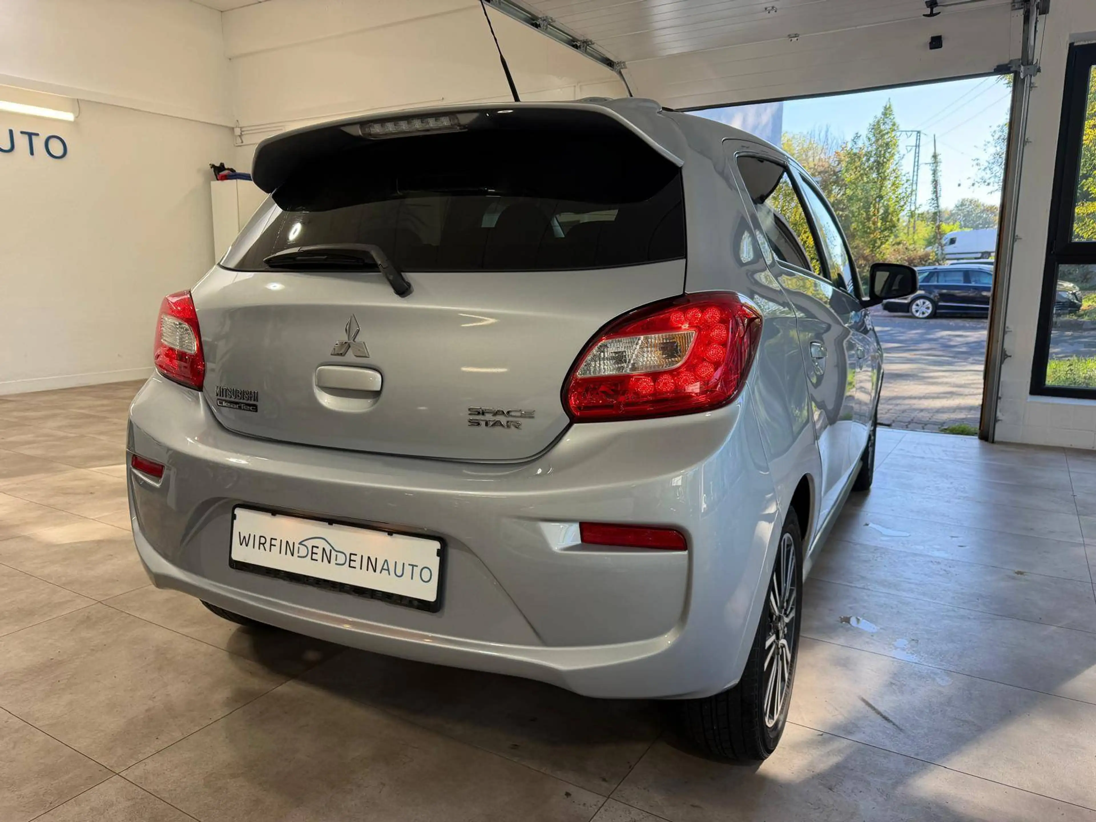 Mitsubishi Space Star Edition 100*Touch*Klima*SHZG*8-fach — photo 5