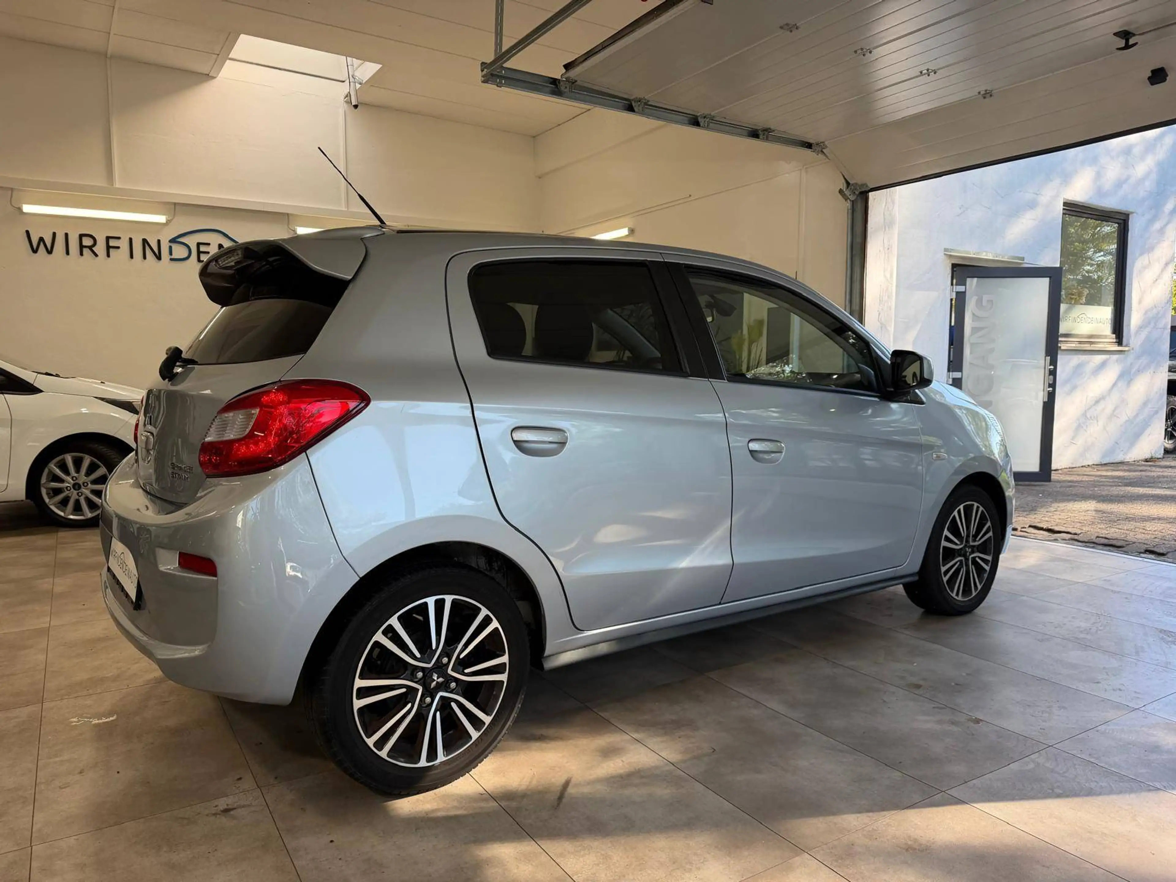 Mitsubishi Space Star Edition 100*Touch*Klima*SHZG*8-fach — photo 4