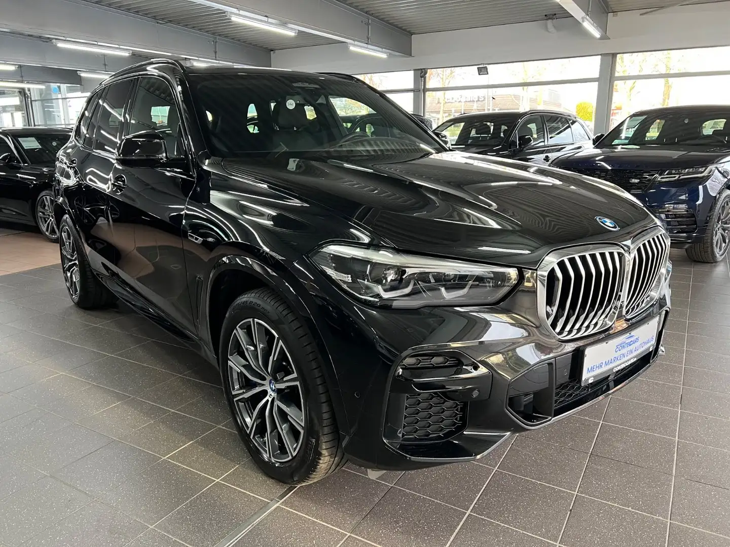 BMW X5 xDrive 45 e M Sport MEM+HuD+3D+Pano+Keyless Noir - 2