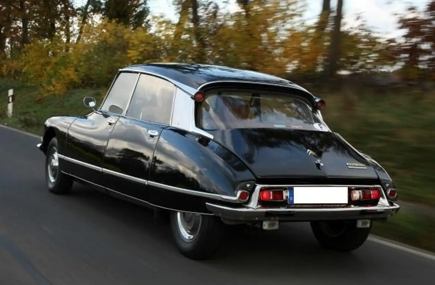 Citroen DS Black - 2