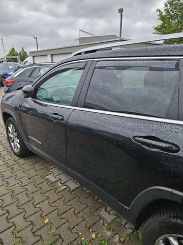Jeep Cherokee 2.2 MJ II Automatik Limited