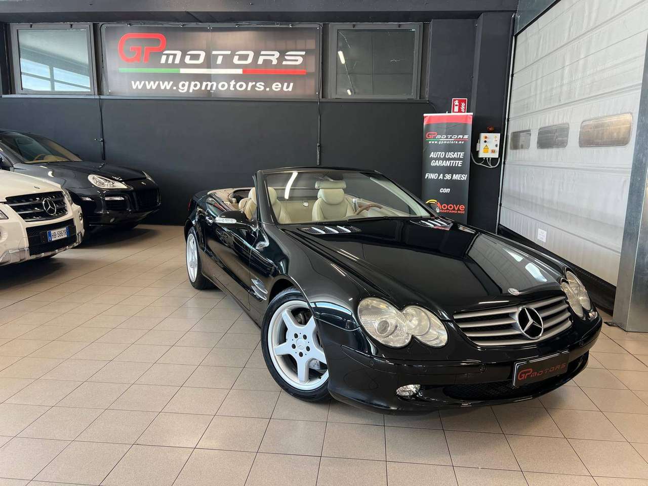 Mercedes-Benz SL 500 V8 306CV ITALIANA CON TARGA ORIGINALE ! APPENA SPESI 6K PER SOSPENSIONI ! BELLISSIMA !