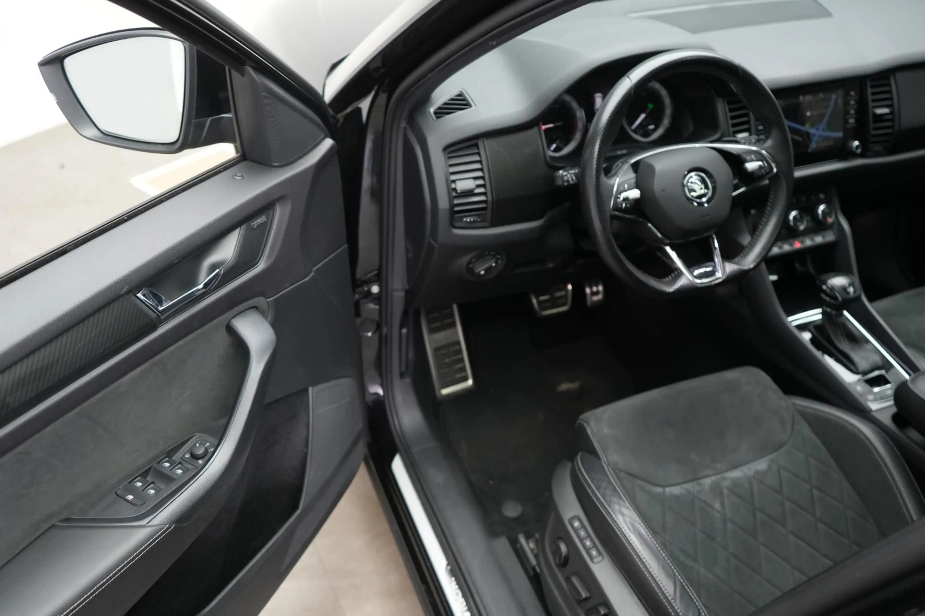 Skoda Kodiaq 2.0 TDI DSG Sportline Pano/AHK/Memory/Kam — photo 13