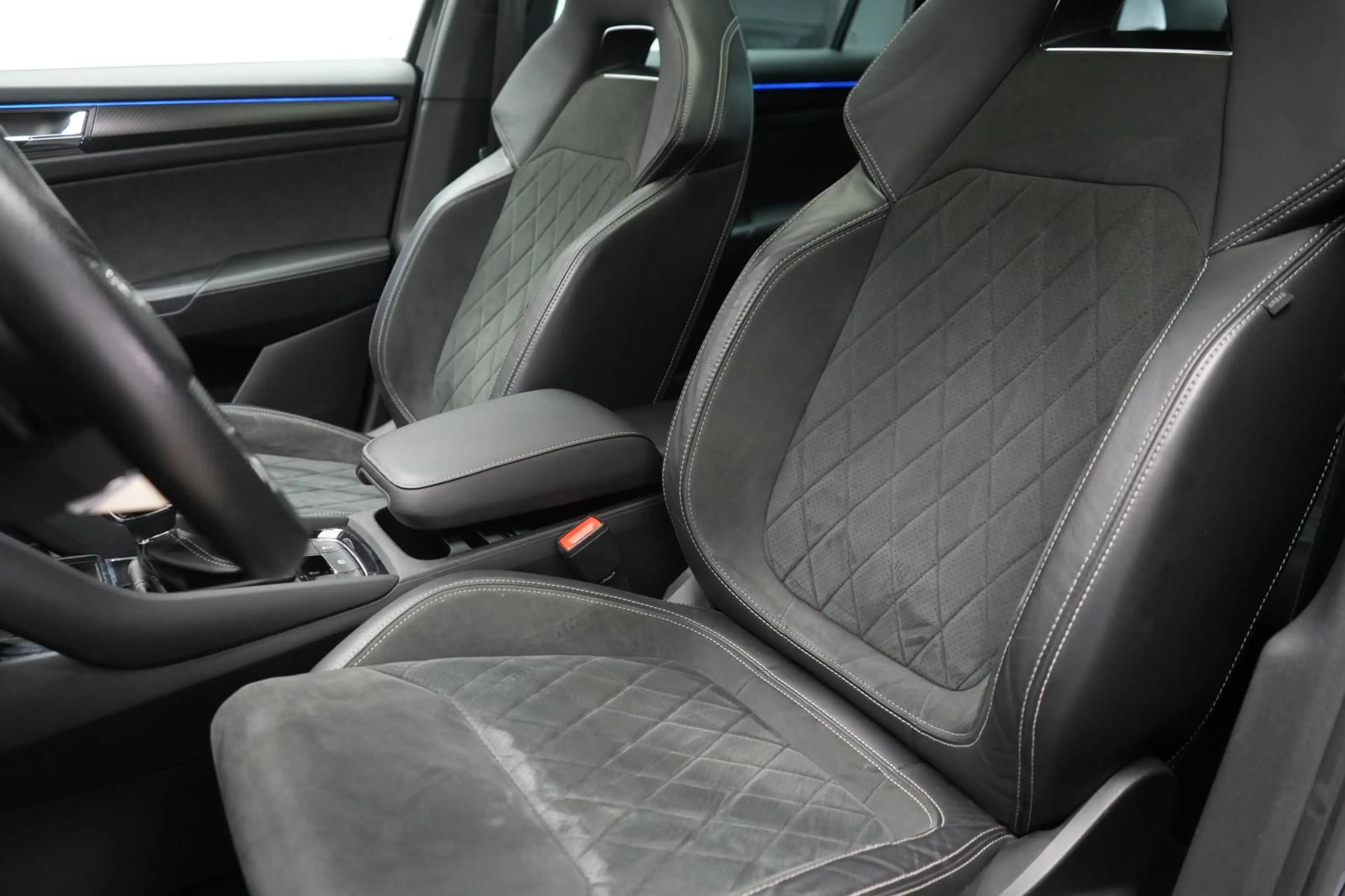 Skoda Kodiaq 2.0 TDI DSG Sportline Pano/AHK/Memory/Kam — photo 12