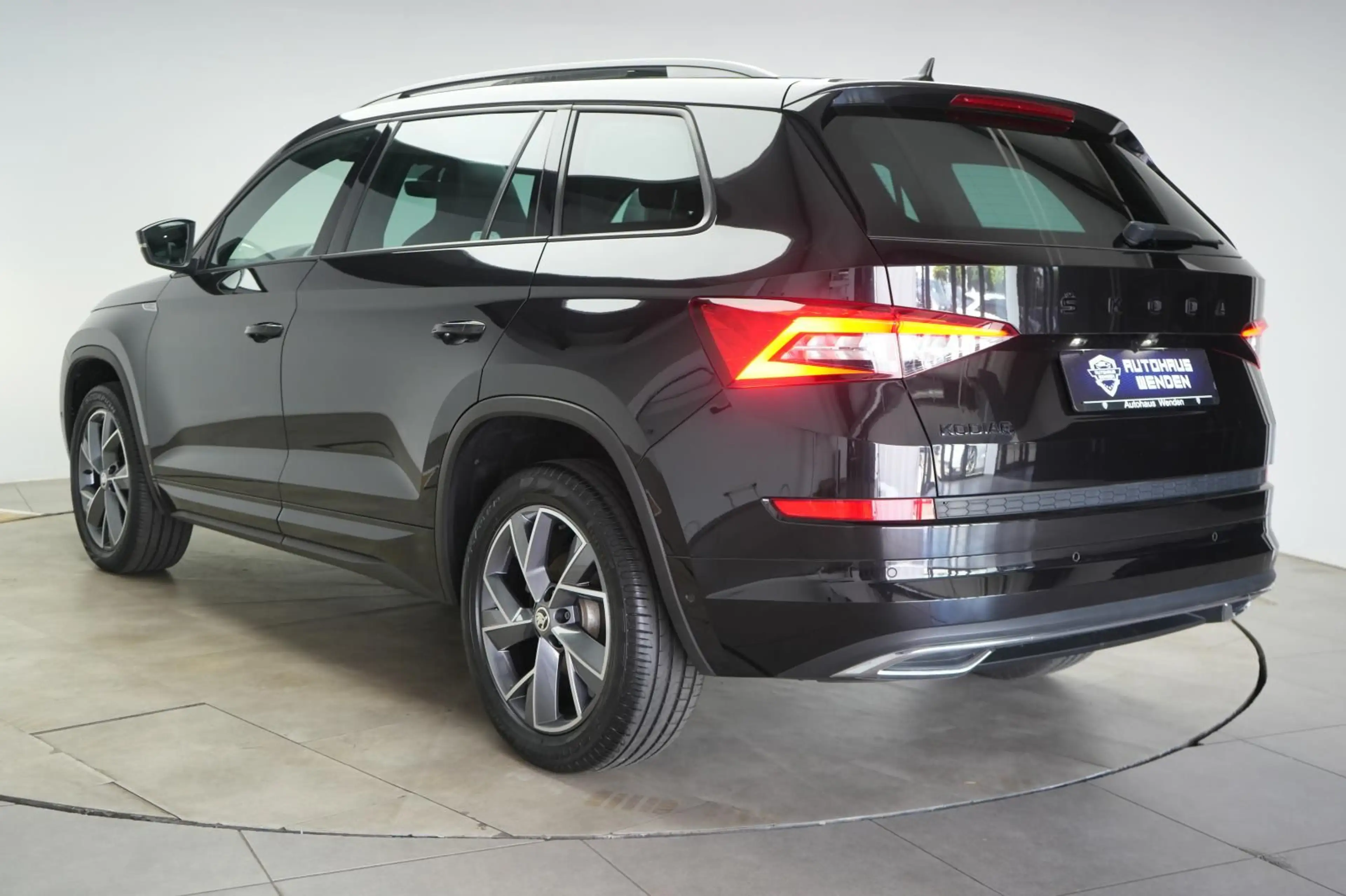 Skoda Kodiaq 2.0 TDI DSG Sportline Pano/AHK/Memory/Kam — photo 5