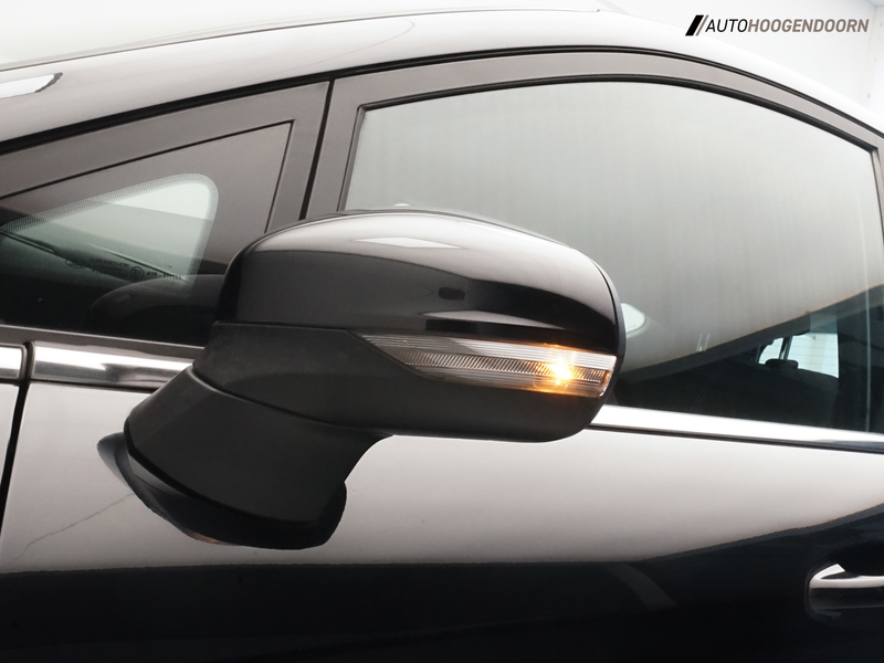 Ford Fiesta 1.0 EcoBoost Hybrid Titanium (APPLE CARPLAY,LED VE — photo 10