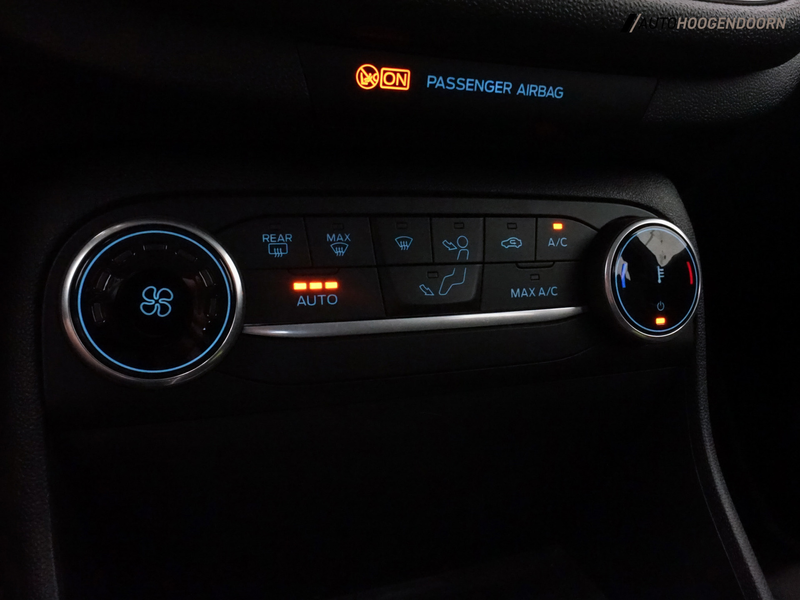 Ford Fiesta 1.0 EcoBoost Hybrid Titanium (APPLE CARPLAY,LED VE — photo 22