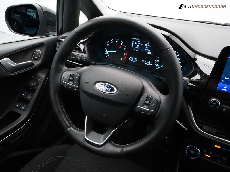 Ford Fiesta 1.0 EcoBoost Hybrid Titanium (APPLE CARPLAY,LED VE — photo 14