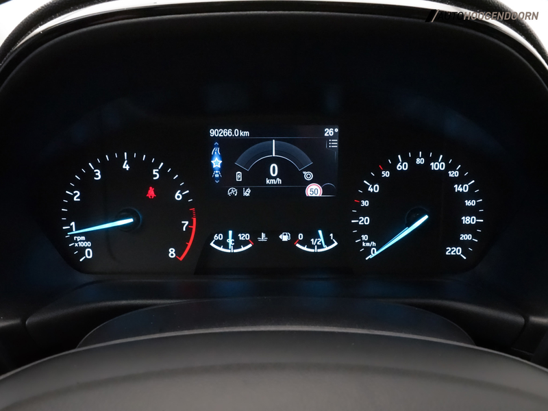 Ford Fiesta 1.0 EcoBoost Hybrid Titanium (APPLE CARPLAY,LED VE — photo 17