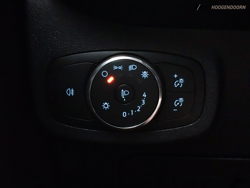 Ford Fiesta 1.0 EcoBoost Hybrid Titanium (APPLE CARPLAY,LED VE — photo 16