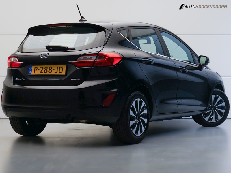 Ford Fiesta 1.0 EcoBoost Hybrid Titanium (APPLE CARPLAY,LED VE — photo 3