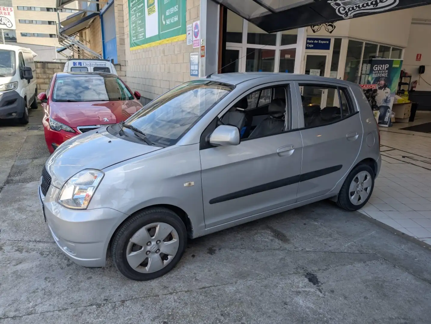 Kia Picanto 1.1 Emotion Grigio - 1