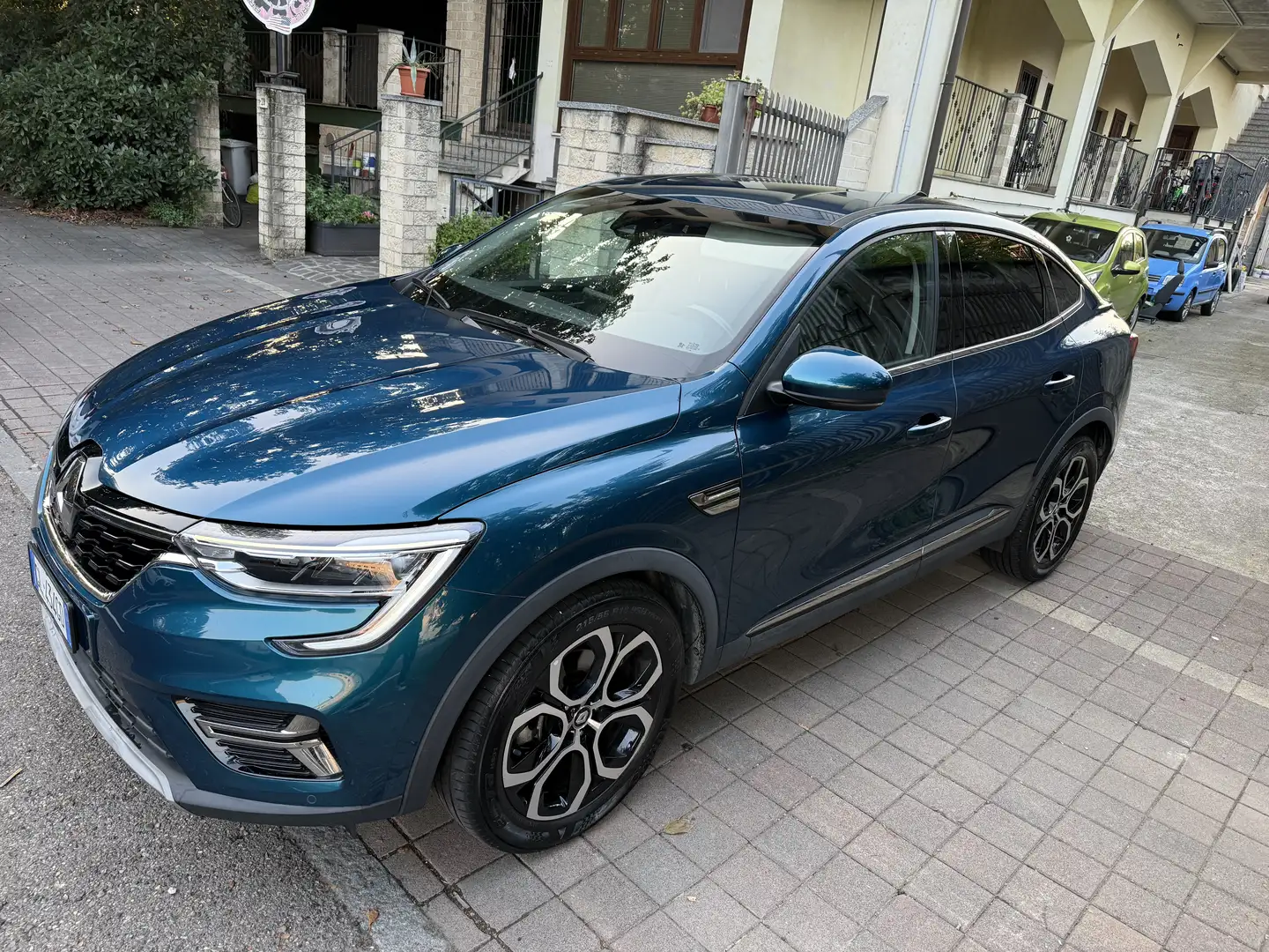 Renault Arkana 1.6 E-Tech full hybrid Techno 145cv Bleu - 1
