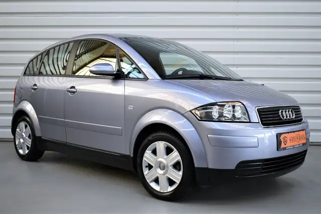 Audi A2 1.4+Klimaautom.+Alu+PDC+2.Hand+Navi