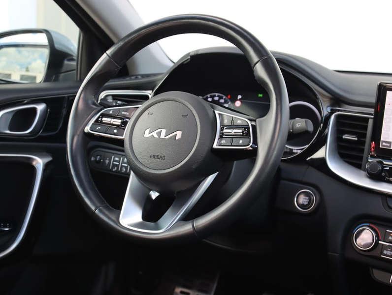 Kia Ceed SW / cee'd SW Sportswagon 1.6 GDI PHEV 140PK DynamicPlusLine | T — photo 39