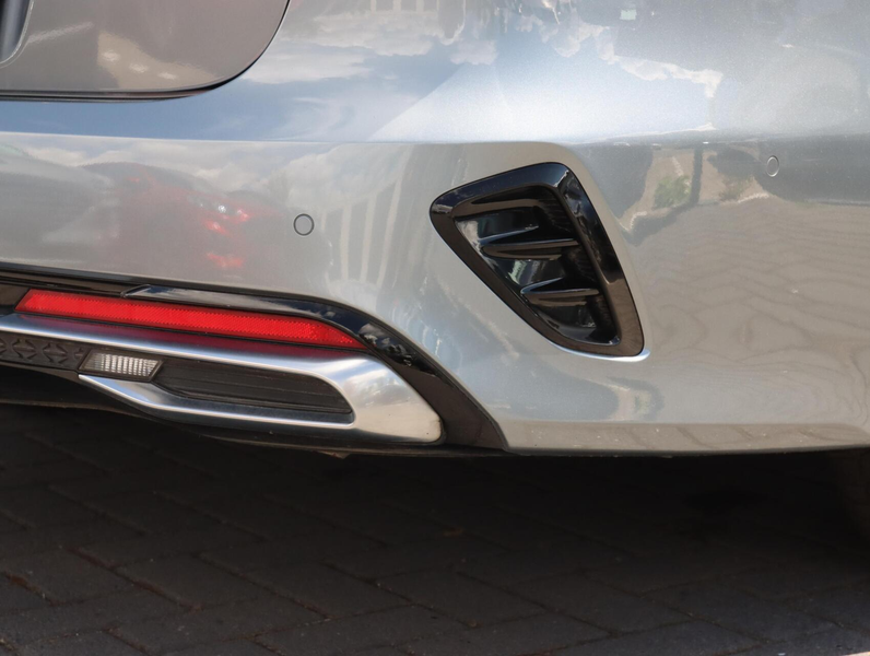 Kia Ceed SW / cee'd SW Sportswagon 1.6 GDI PHEV 140PK DynamicPlusLine | T — photo 24