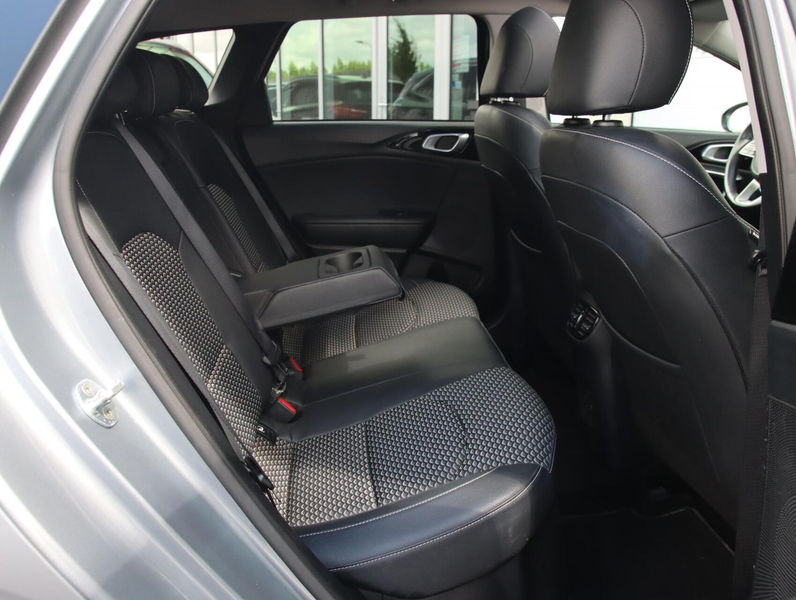 Kia Ceed SW / cee'd SW Sportswagon 1.6 GDI PHEV 140PK DynamicPlusLine | T — photo 30