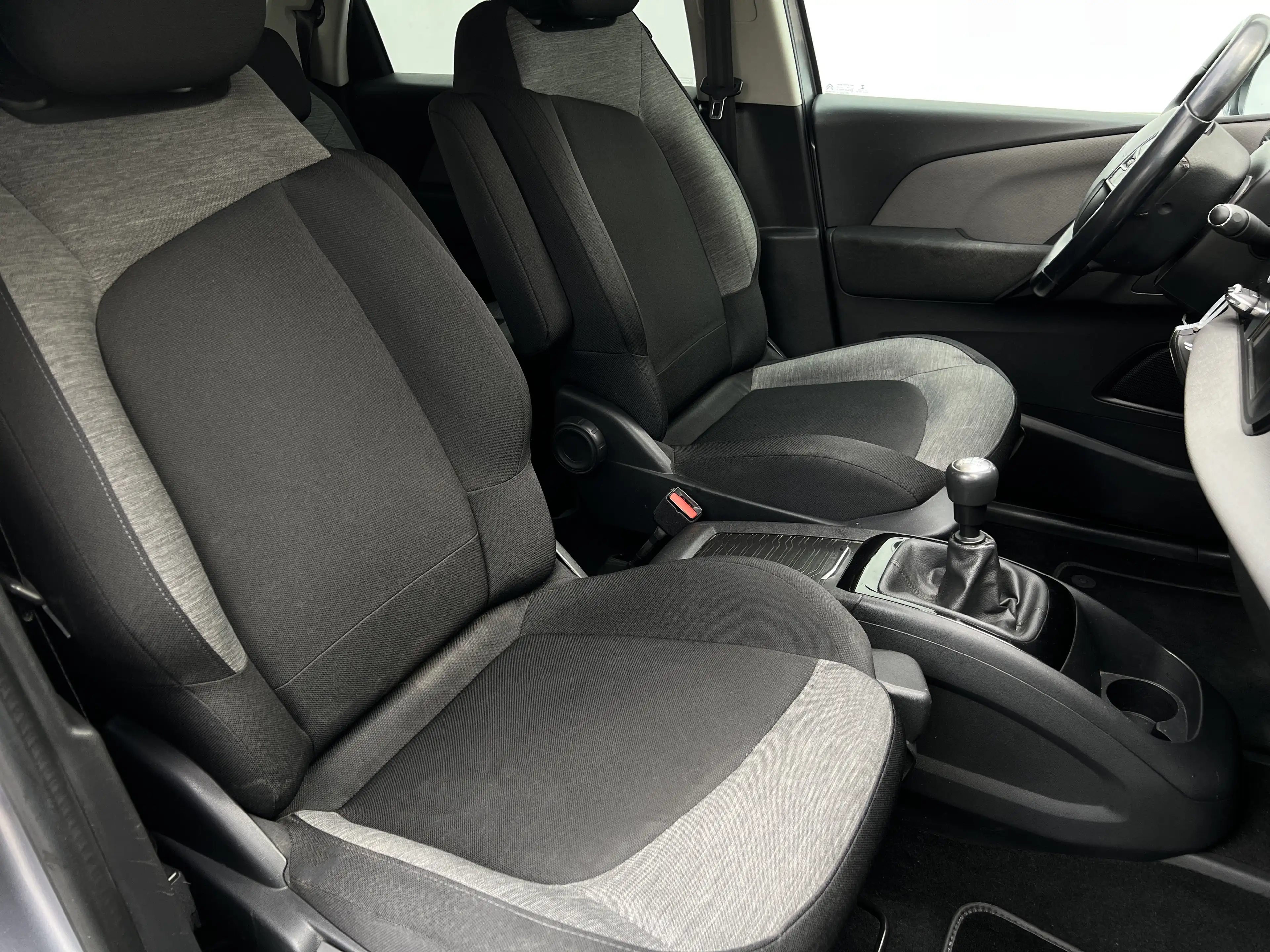 Citroen C4 Picasso TOP Condition - Navigation, Bluetooth, Cruise, Caméra — photo 12