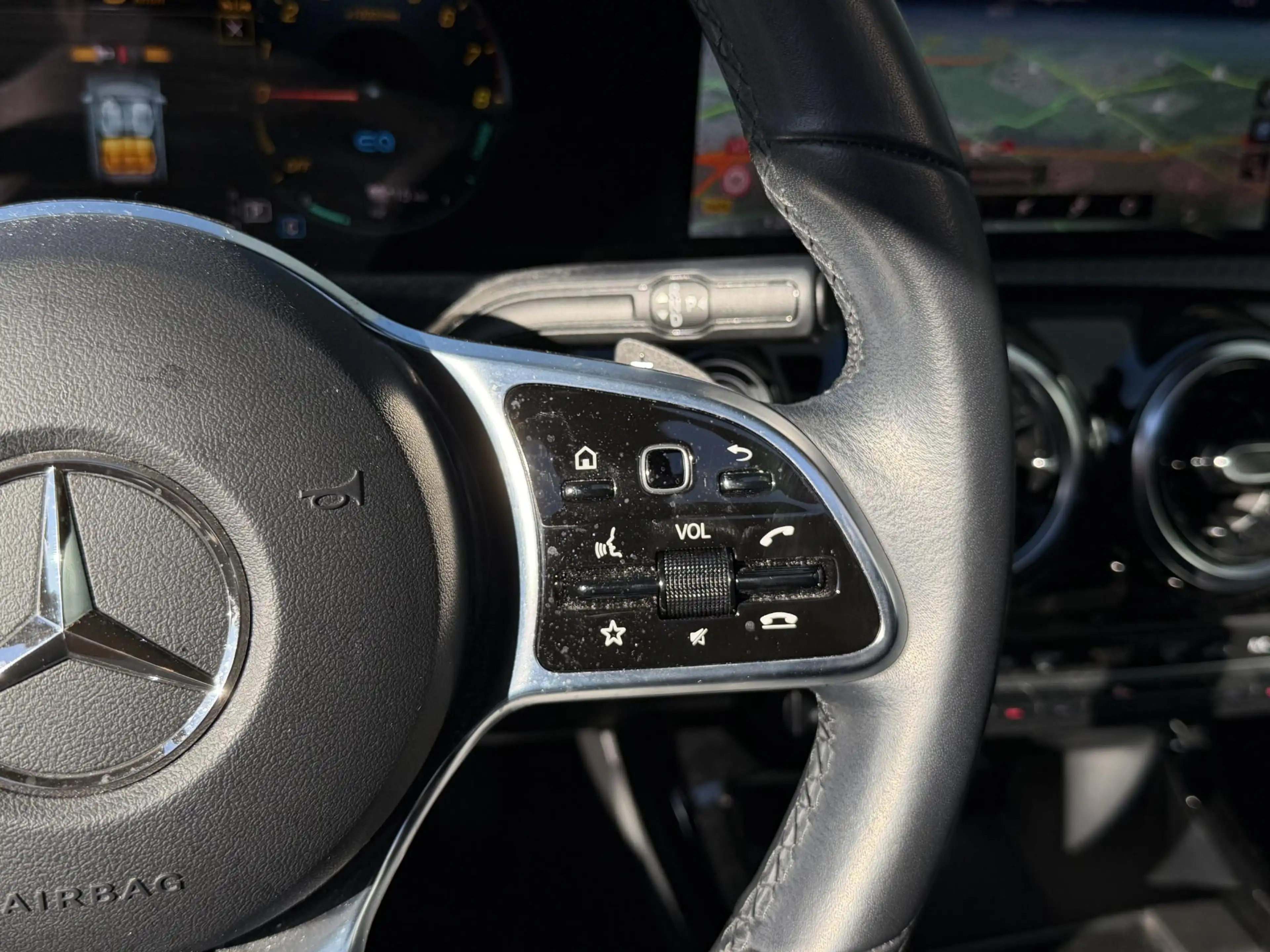 Mercedes-Benz A 250 e Business Line 17"/Panoramadak/Adaptieve cruise/D — photo 14