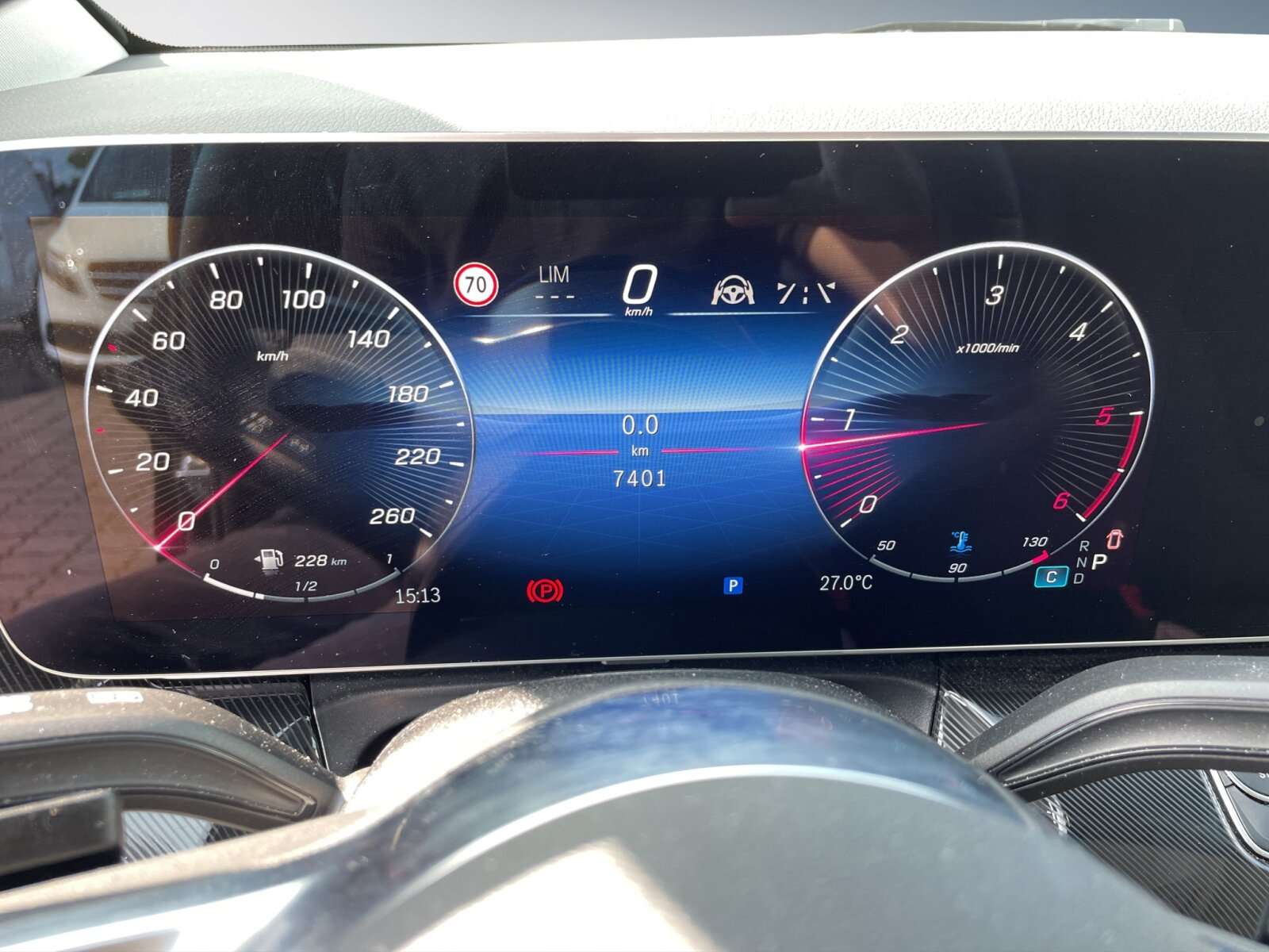 Mercedes-Benz V 220