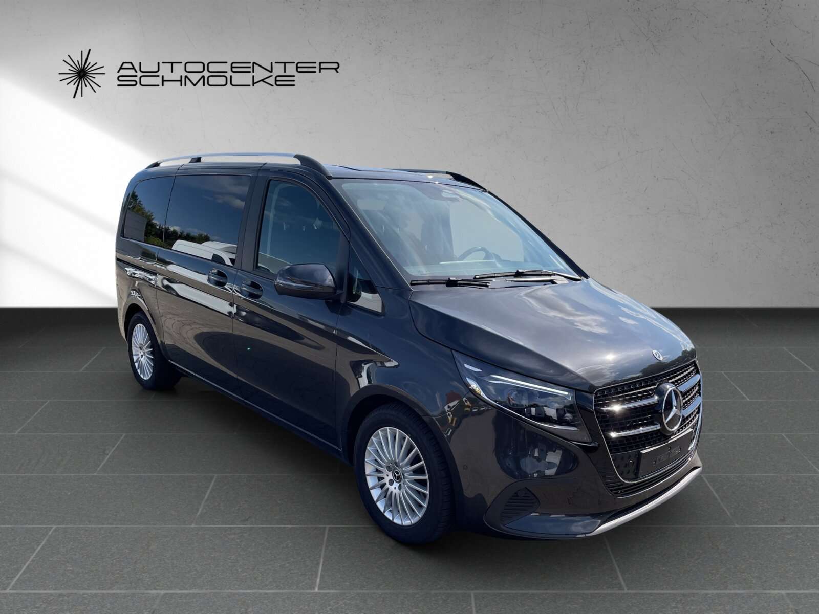 Mercedes-Benz V 220