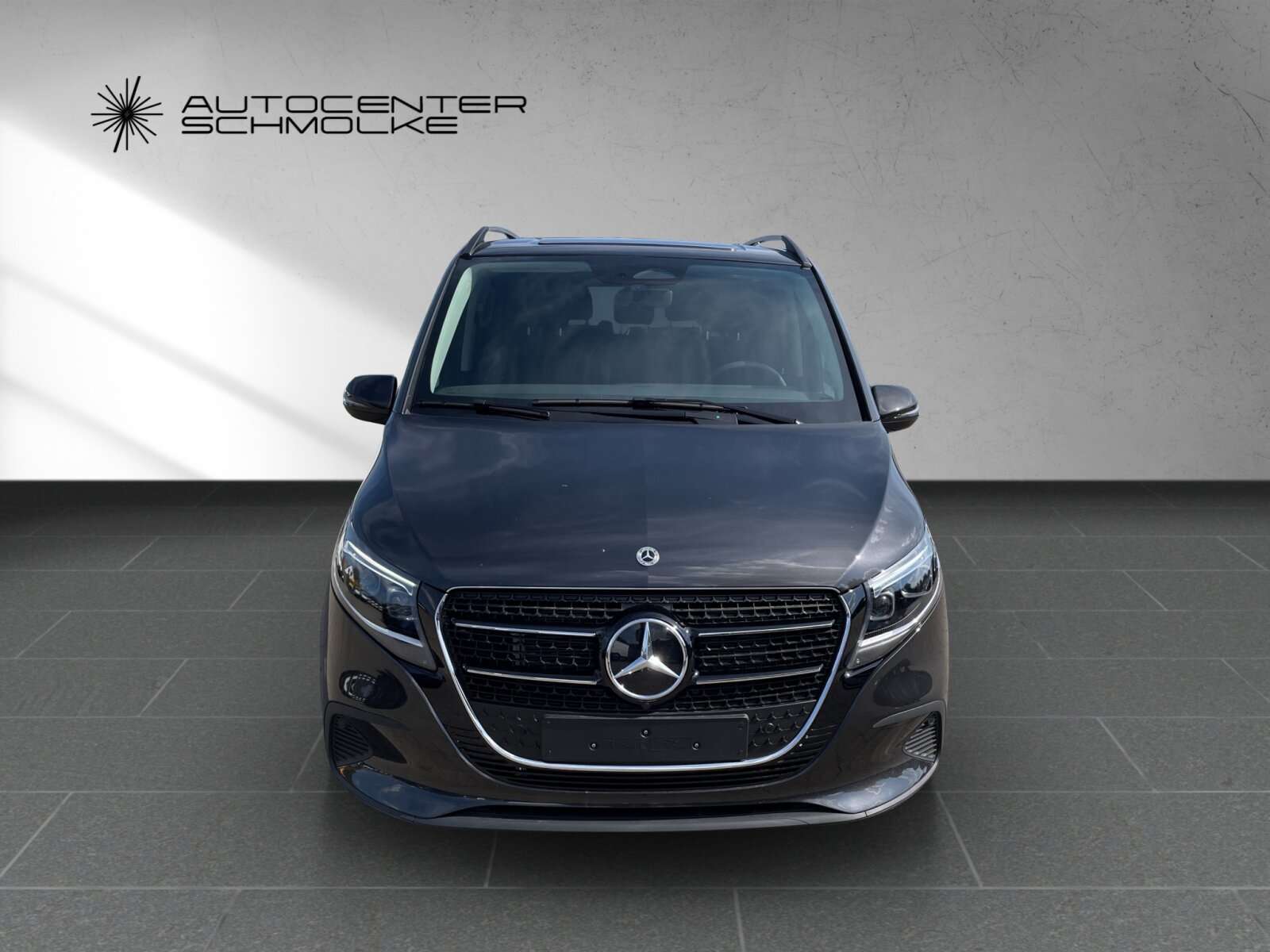 Mercedes-Benz V 220