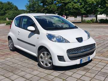 Benzina - Neopatentati - Bassi consumi - Unico Proprietario